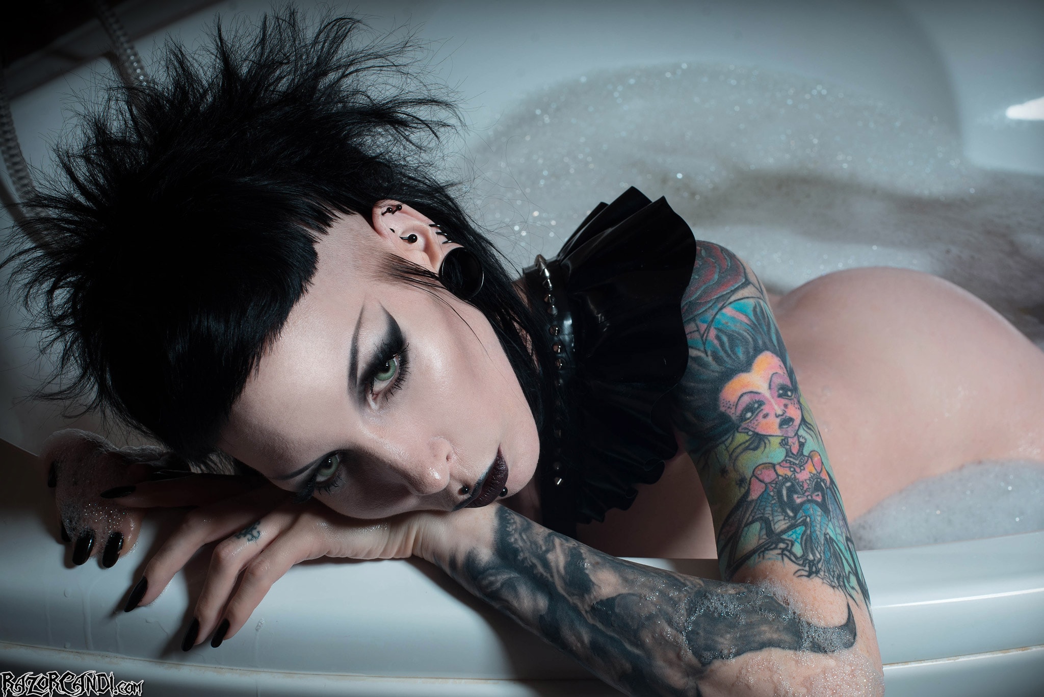 Razor Candi 'Busty Wet Fetishy Gothic Babe Bubble Bath Time' starring Razor Candi (Photo 11)
