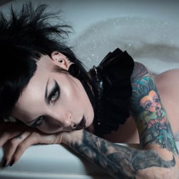 Razor Candi in 'Razor Candi' Busty Wet Fetishy Gothic Babe Bubble Bath Time (Thumbnail 11)